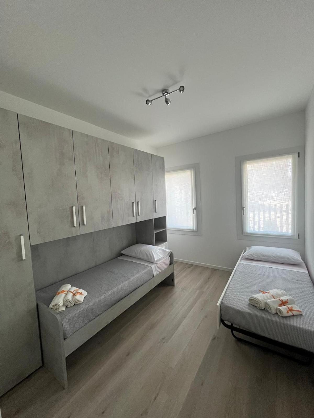House Of Flowers Apartment
